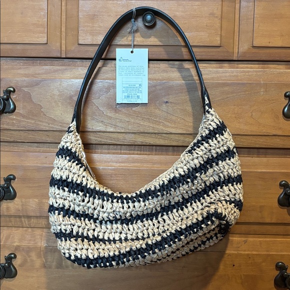 A New Day Black and Tan Woven Shoulder Bag - Picture 3 of 3